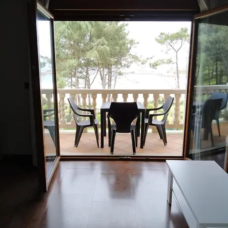 Piso En A Lanzada Apartment *